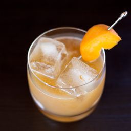Apricot Whisky Sour: A Whisky Sour with Apricot Awesomeness | The Drink Blog