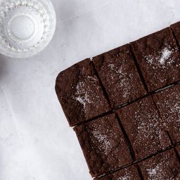 Chocolate Concrete Cake | Chocolate Crunch Recipe