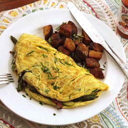 Diner-Style Asparagus, Bacon, and Gruyère Omelette for Two Recipe