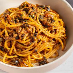 Spaghetti Puttanesca (Spaghetti With Capers, Olives, and Anchovies) Recipe