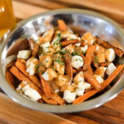 Quick and Easy Poutine Recipe