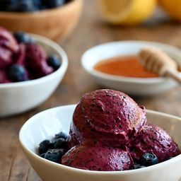 5-Minute Healthy Blueberry Frozen Yogurt - Just a Taste