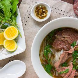 Pho Tai Nam (Vietnamese Noodle Soup)