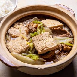 Simmered Frozen Tofu Soup With Pork and Cabbage