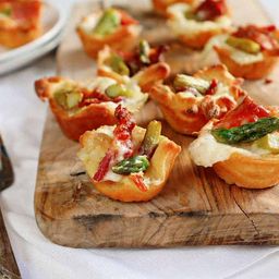 Brie Bites with Bacon and Asparagus